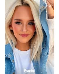 Erin Mcrae's Instagram, Twitter & Facebook