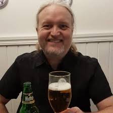 Anton Roos ny trummis i Vnter