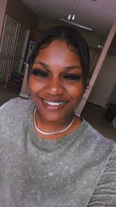 Heyyy im Dani .. new here. 33 Aquarius 🙃💅🏾🩷