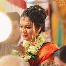 Image Of Marathi Bridal Juda For Frizzy Hair Indian Bridal Hairstyles Bridal Hair Hair Styles