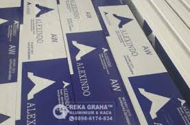 Bingkai frame foto 8r/10r tebal mdf newtech + akrilik freebubblewrap. Spesialis Kusen Alumunium Bandung Reka Graha