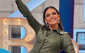 A jovem está de volta ao local onde reencontrou o amor. Mafalda Castro Ousada E Sensual Apresentadora Da Tvi Posa Em Lingerie Rendada Vip Pt