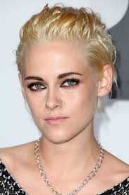 Beautiful short cuts for wavy hair. Hot Weather Hairstyles Celebrity Hair Inspiration For Summer