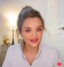 Hunter King and her sisters Joey King Kelli King I love Hunter King very  much indeed