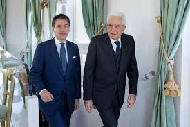 Giuseppe conte pubblica una foto da piccolo in bicicletta: Giuseppe Conte Si E Dimesso Consultazioni Al Quirinale Da Mercoledi L Huffpost