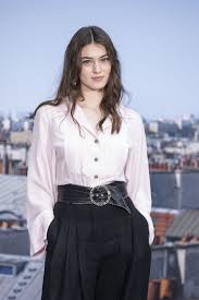 I'm not a f**king princess, just kids, ein königlicher tausch. Anamaria Vartolomei At Chanel Fashion Show At Pfw In Paris 10 01 2019 Hawtcelebs