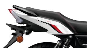 The headlight is another complaint of mine that it is ac operated something they need to come over in the future. Tvs Apache Rtr 160 Bs6 Gets A Price Hike Here S Everything You Need To Know Drivespark News