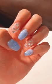 Longer nails are always in style, but with more and more women in careers where long nails are not always practical or feasible, short nails are making a huge comeback. 160 Pretty Acrylic Coffin Nails For Summer 35 Modern House Design Short Acrylic Nails Designs Square Acrylic Nails Best Acrylic Nails