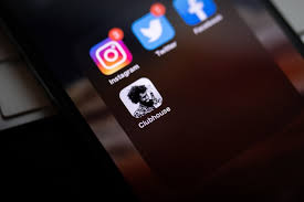 Clubhouse is a communication and organization platform that helps educators, students, parents and other users track their membership in clubs and organizations. Clubhouse Twitter Itself Is Worried About Its Popularity Bnews9