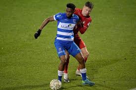 The club was founded in 1912 as swansea town and joined the football league in 1921. 6ss33qj D7vlm