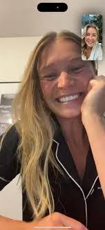 Danielle Amos's Instagram, Twitter & Facebook