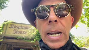 Someone wanted to know how far is it to walk around Silver Dollar City. ￼  so, I took my camera and walked around the entire perimeter of the park and  here is your answer… ￼