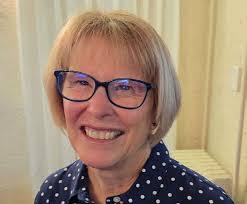 Dwight Stevenson's Instagram, Twitter & Facebook