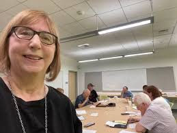 A very Merry Christmas to all my book loving friends!