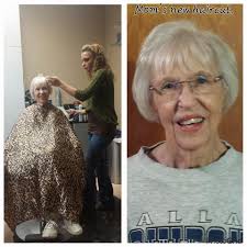 I'm 14 and want my mom to take me to the hairstylist so I can have Farrah  hair! These ladies are beautiful!!