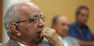 Los comisionados decidieron cambiar las tarjetas