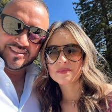 Where to find last minute red and black mums in Amarillo?