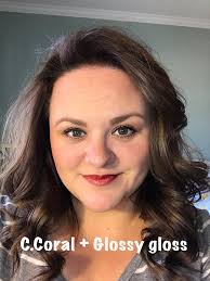 Do gold and copper colors complement blue eyes?