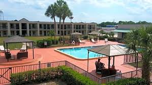 Historic garden and bird sanctuary in charlotte, nc. Winter Haven Garden Inn And Banquet Center Winter Haven Winter Haven Hotels Fl At Getaroom