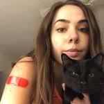 Nicole Warnick's Instagram, Twitter & Facebook