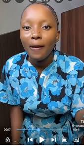 How to achieve a hidden collar or collarless collar?