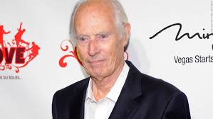 Sir George Martin, Beatles producer, dies