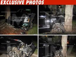 Where tiger woods' car crash happened. Tiger Woods Car Crash Photos
