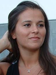 Anna Nardelli's Instagram, Twitter & Facebook