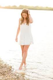 Photography On Pinterest Senior Pictures Golden Hour And Senior Pose Fotografiche Foto Senior Fotografia