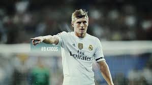 Generally most of the top apps on android store have rating of 4+. Hd Wallpaper Soccer Toni Kroos German Real Madrid C F Wallpaper Flare