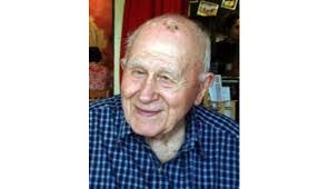 Edward Struble's Instagram, Twitter & Facebook