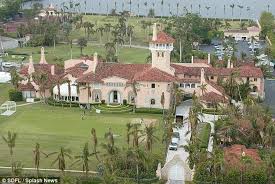 Trump Sues For 100m Over Flights Above Ritzy Florida Club Florida Mansion Celebrity Houses Beach Design