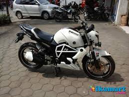 Knalpot akrapovic yamaha byson/fz16 test sound. Jual Byson 2012 Putih Modif Er6n Motor Bekas Yamaha Byson