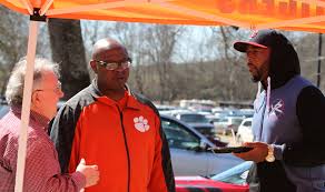 Tim Boyd Was Always Smiling And Was Always Smiling Proudly Over His Son The Clemson Insider Tim việc 365 cung cấp tin tuyển dụng việc lam từ cac cong ty uy tin tren cả nước. tim boyd was always smiling and was