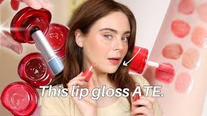 Fwee 3D voluming lip Gloss💗 A05 Currant 30% #fwee #lipgloss #lipstick  #makeup #kbeauty #viralshort