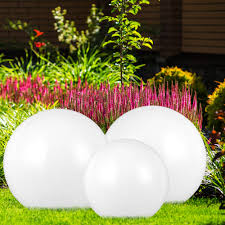 Die kugeln bestehen aus hochwertigem kunststoff und sind jeweils mit 2 leds 1 x kaltweiß, 1x farbwechselnd bestückt. 2er Set Led Solarkugeln Fur Ihren Aussenbereich Malaga Meinelampe