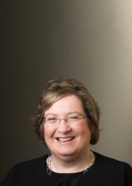 Isabelle Bain's Instagram, Twitter & Facebook