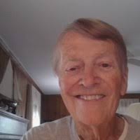 Tom Reetz's Instagram, Twitter & Facebook