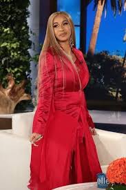Watch Ellen Degeneres Try And Miserably Fail To Guess Cardi B S Baby S Name Spring Dresses Casual Colourful Outfits Cardi B
