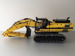Lego 8043 excavator instructions displayed page by page to help you build this amazing lego technic set. Raupenbagger 8043 Mit Komplett Uberarbeitetem Greifarm Inkl Eingebauter Motoren Lego Bei 1000steine De Gemeinschaft Forum