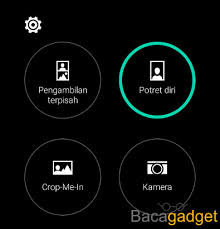 Cara agar kamera tidak terbalik selanjutnya adalah memeriksa pengaturan kamera hp. Solusi Hasil Foto Selfie Terbalik Htc Kamera Depan Bacagadget Com