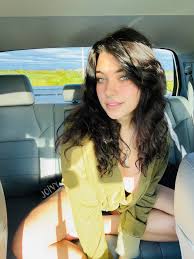 J0ivy - Free pics, galleries & more at Babepedia