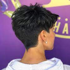 Fryzury męskie krótkie są rozwiązaniem, po które coraz częściej sięgają mężczyźni. Modern Short Haircut Trends For 2019 Find Best Style For You And Make You Own There Are Gr Short Hair Styles Pixie Short Hair Styles Trendy Short Hair Styles