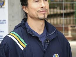 El profesor que con yoga logra que los niños de Ciudad Bolívar vivan m