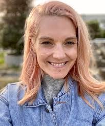 Devon Murphy's Instagram, Twitter & Facebook