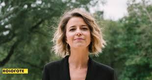 Enquanto uns felicitam a prestação de leonor poeiras, outros garantem que a apresentadora não leonor em troca «acesa» de comentários com seguidor. Leonor Poeiras Sobre Quem Quer Casar Com O Meu Filho Nao Me Orgulho Holofote