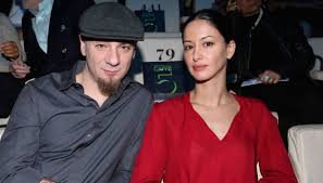 Chi E Elaina Coker La Moglie Di J Ax Dilei