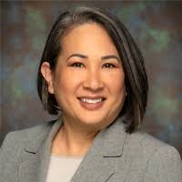 Rae Carr's Instagram, Twitter & Facebook