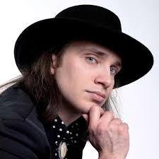 A Pretty Girl Is Like A Melody by VICTOR V. GURBO: Review