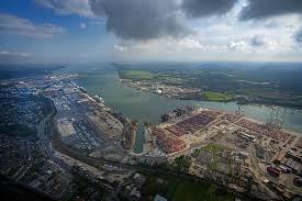Headlines linking to the best sites from around the web. Southampton S Economy Among The Best In The Uk Business Hampshire Business Hampshire